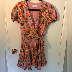FINDERS KEEPERS ARANCIATA PINK WRAP DRESS WITH ORANGE FRUIT PRINT SIZE SMALL